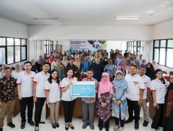Yayasan WINGS Peduli Kolaborasi bersama SMKN 8 Bandung, Wujudkan SDM Siap Kerja